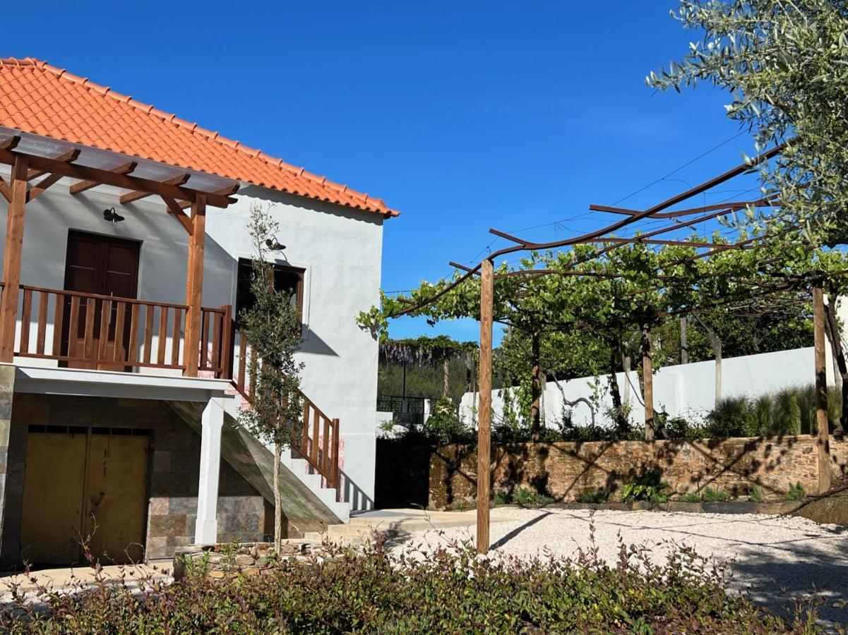 Casa Bizarra Castanheira de Pera Exterior foto