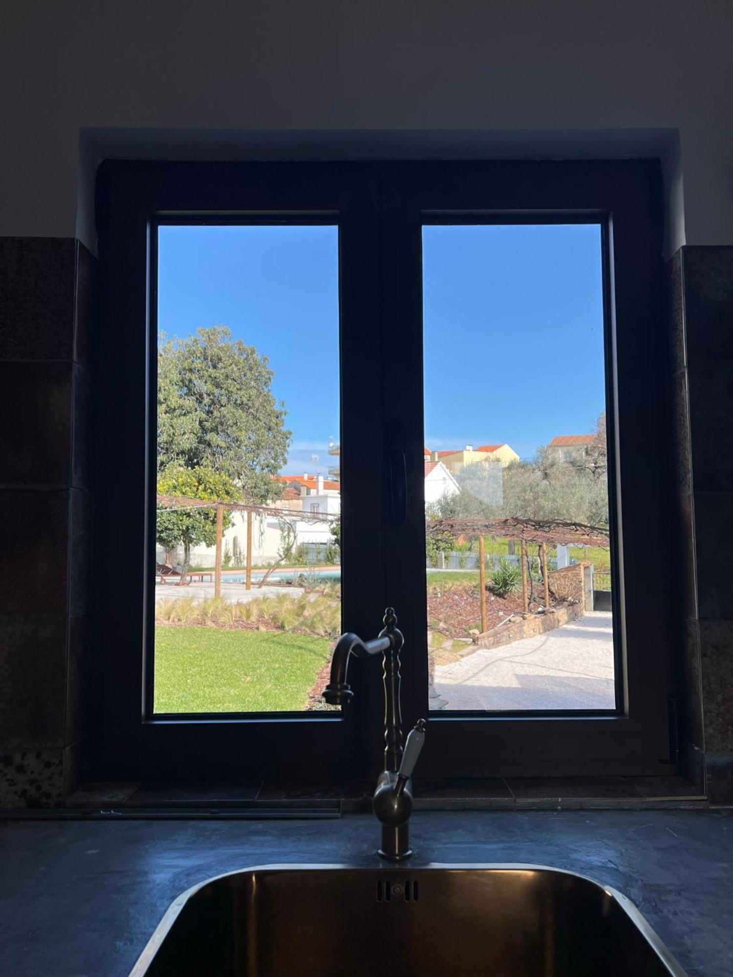 Casa Bizarra Castanheira de Pera Quarto foto