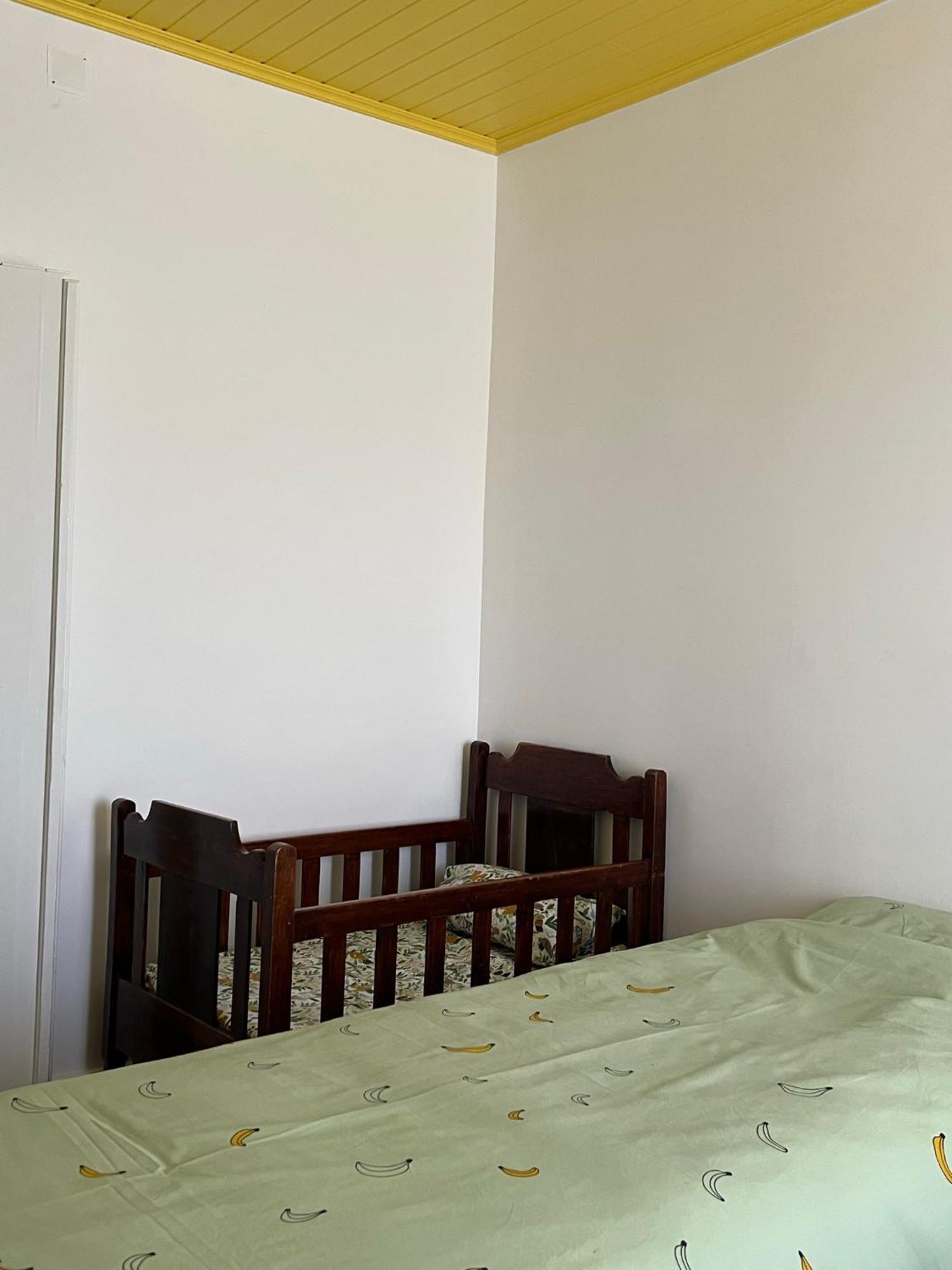 Casa Bizarra Castanheira de Pera Quarto foto